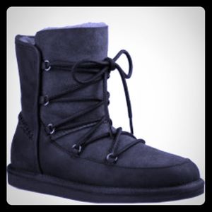 🤖SOLD 🤖 NIB Black UGG Lodge Boot - Size 11